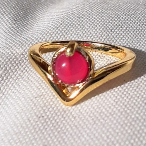 Pink Chalcedony circlet ring - Picture 1 of 7
